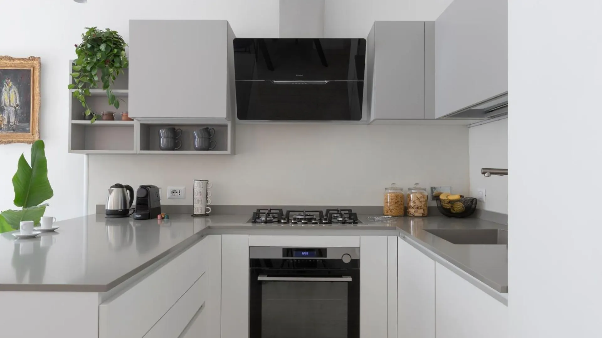 Elegant Flat In Ponte Milvio Apartment Rome Italy