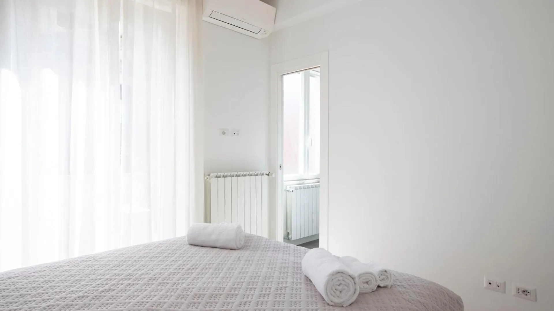 Elegant Flat In Ponte Milvio Apartment Rome Italy